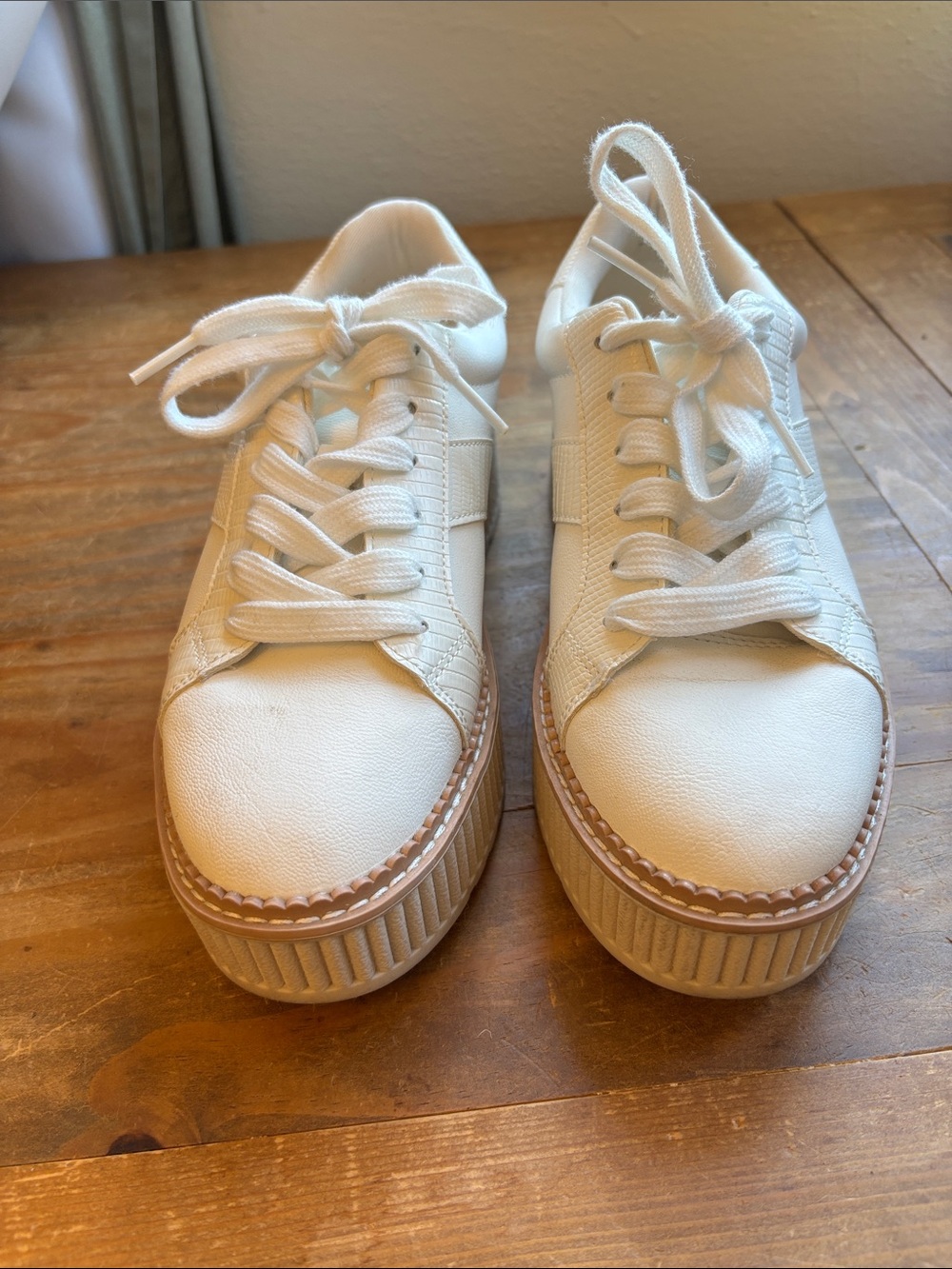Dolce Vita White Platform Lace-Up Women's Sneakers.